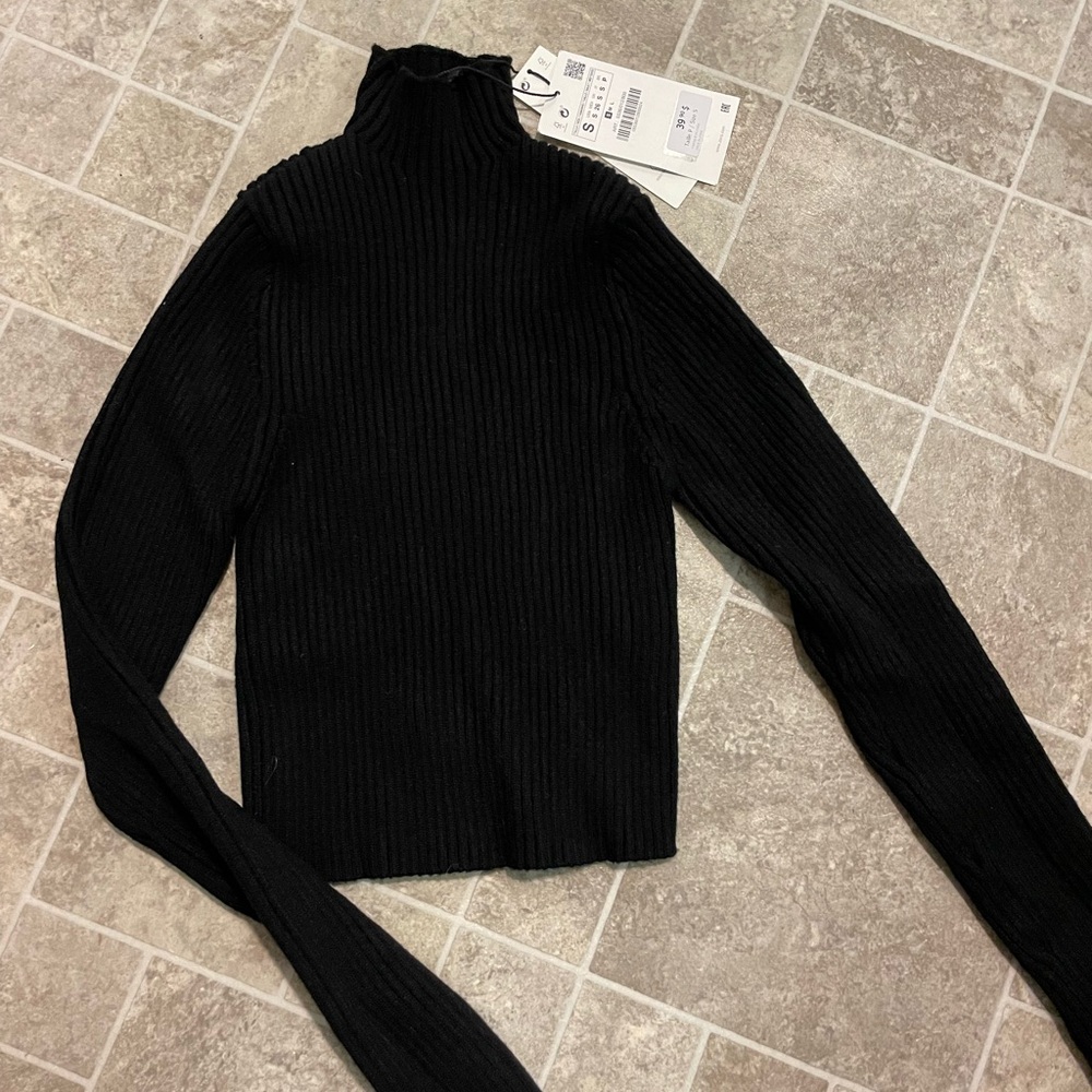 Zara Cropped Knit